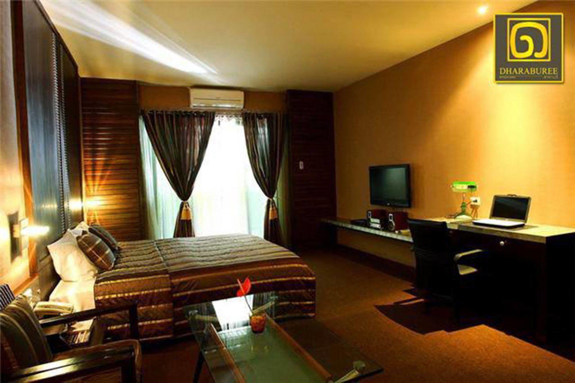 Dharaburee Boutique Hotel Nakhonratchasima Zewnętrze zdjęcie